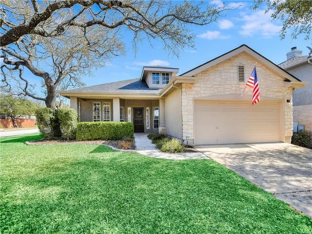 11720 Emerald Falls Dr