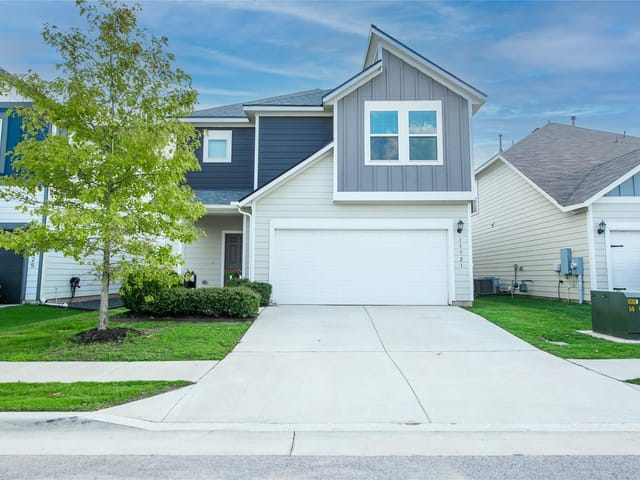 11721 Coyote Call Way