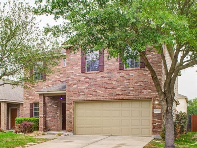 11725 Channing Dr