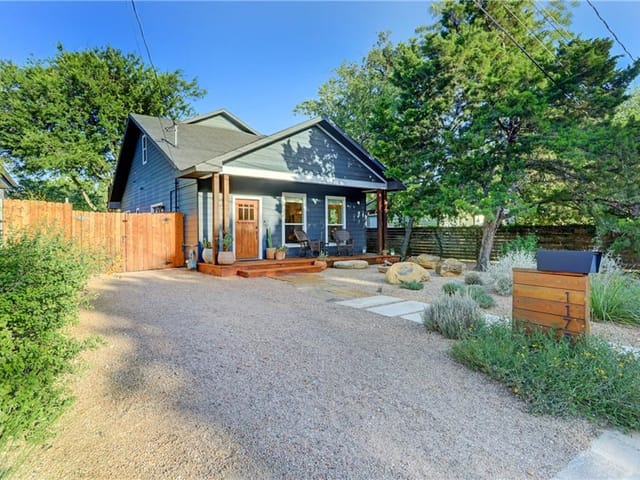 1175 Pandora St