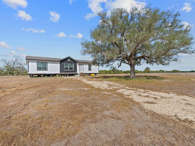 1177 County Road 402