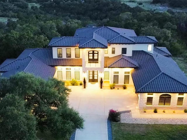 1178 Mystic PKWY