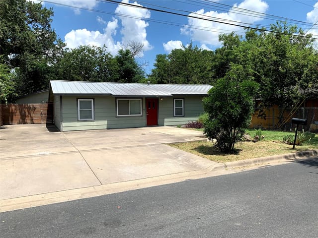 1179 Oakgrove Ave