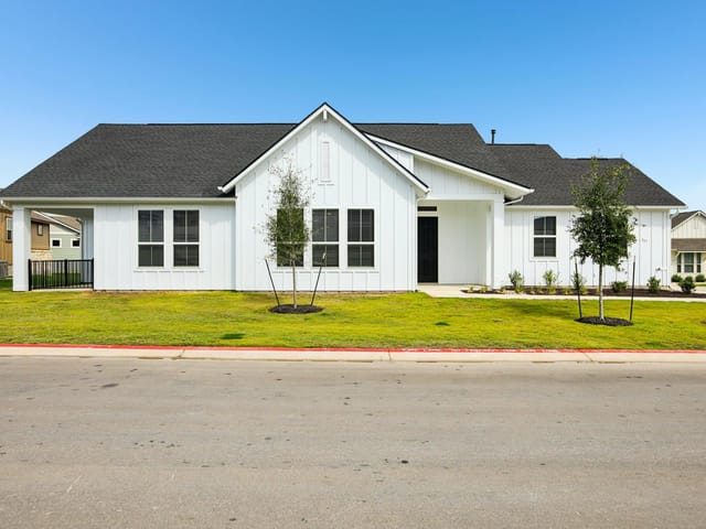 118 Antoinette Way Unit #102