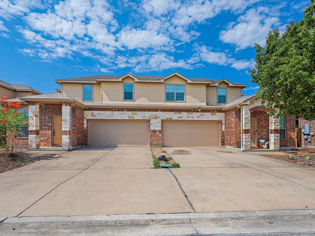 118 Creekside Villa DR