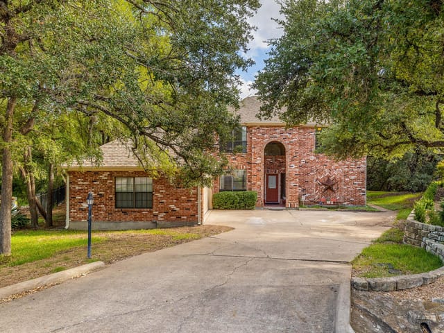 118 Deerfield CV