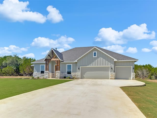 118 Rosebud Ranch Rd