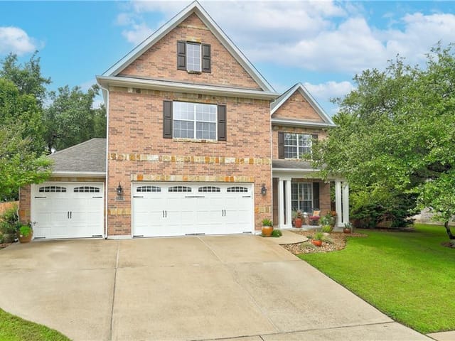11800 Cherisse Dr
