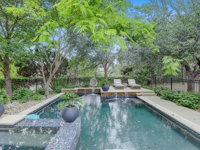 11800 Granite Bay Pl