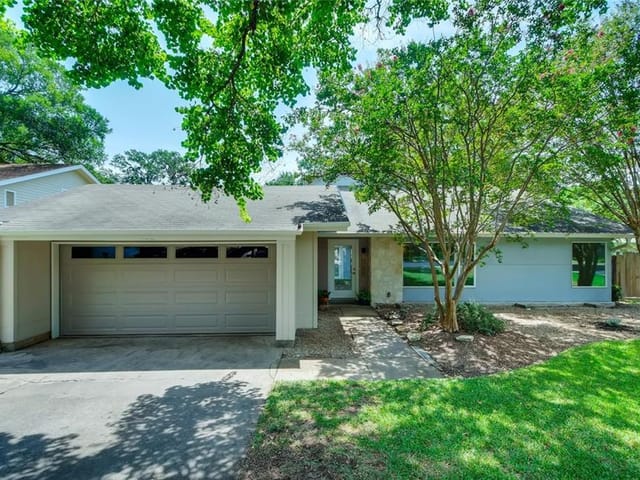 11801 Three Oaks Trl