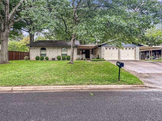 11802 River Oaks Trl