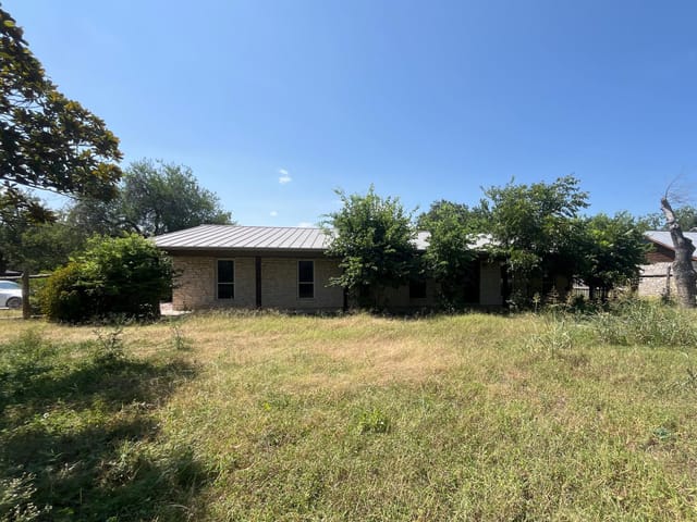 11802 Sleepy Hollow RD