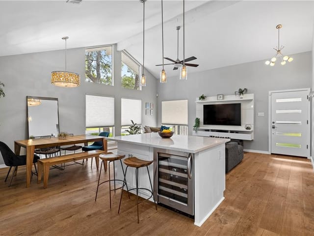 11802 Three Oaks Trl