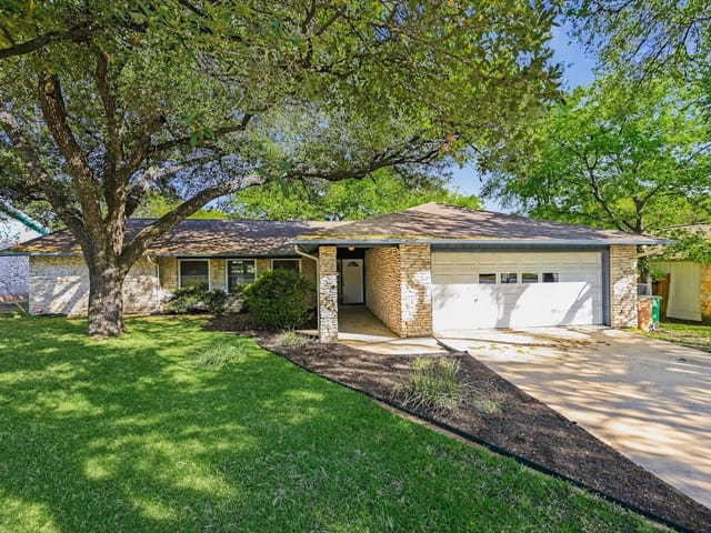 11803 Broad Oaks DR