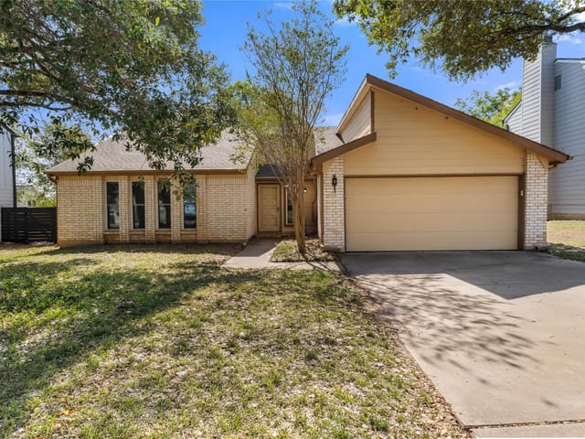 11803 Hyacinth DR