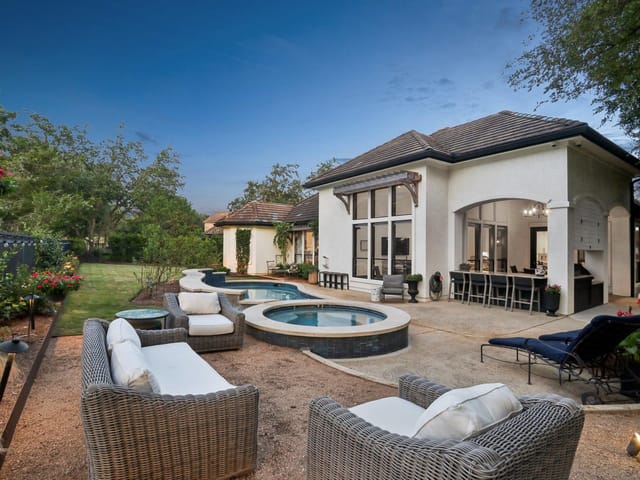 11804 Eagles Glen Dr