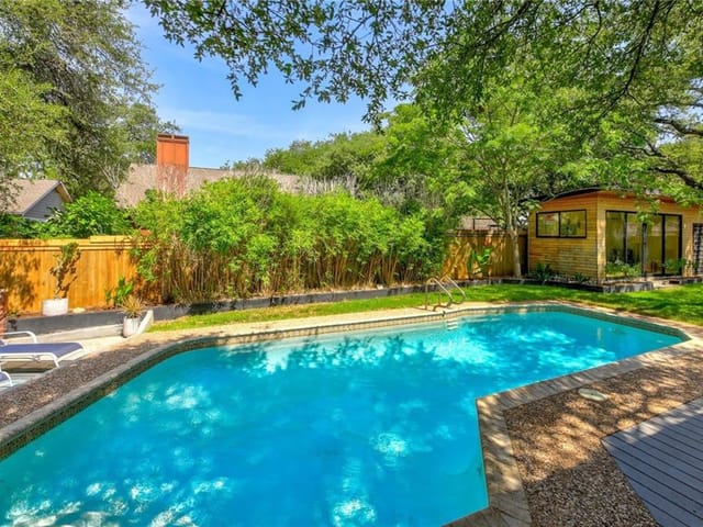 11806 Three Oaks Trl
