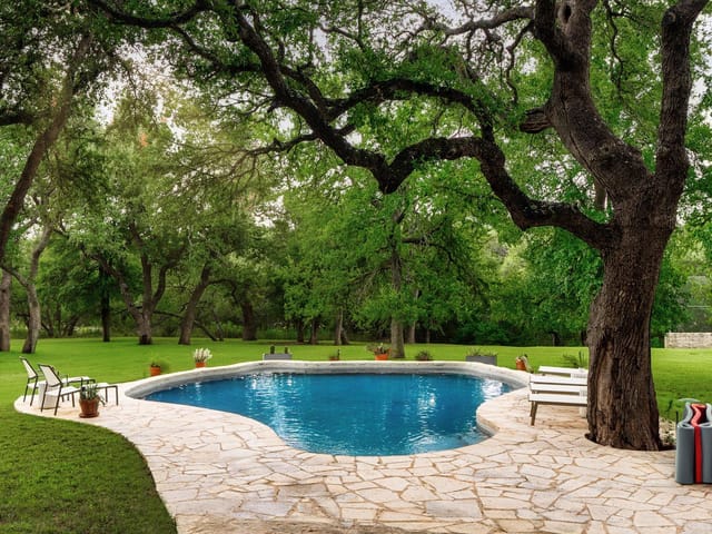 11809 Oak Branch DR