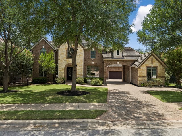 11813 Eagles Glen DR - front exterior - Luxury home in Steiner Ranch, Austin, TX