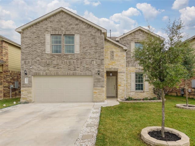 11813 Eragon Dr