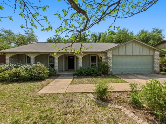 11819 Highland Oaks TRL