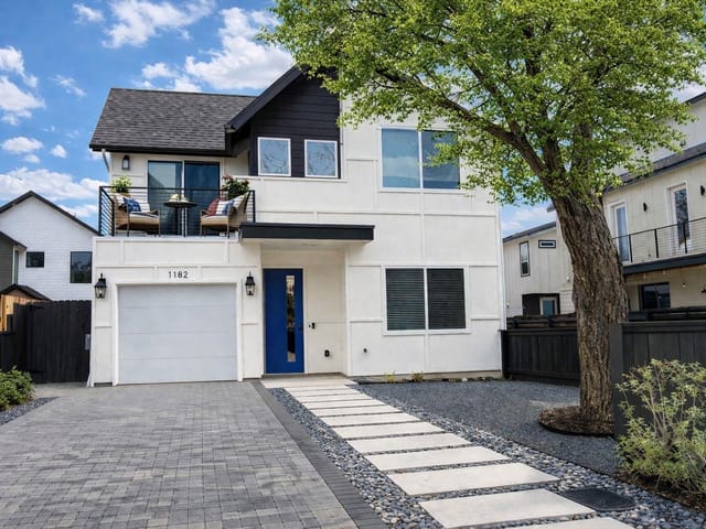 1182 Ridgeway Dr Unit #A