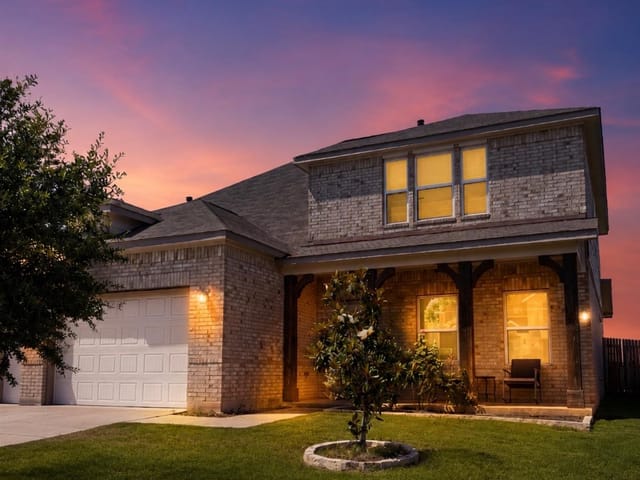 11824 Comedero WAY