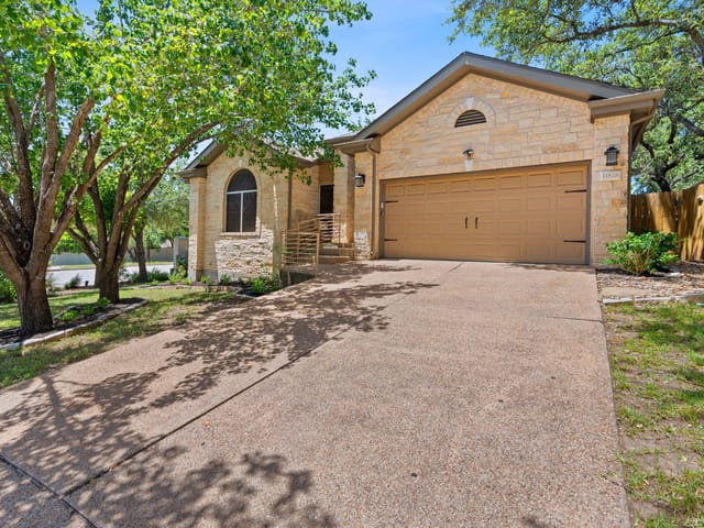 11828 Lake Stone DR