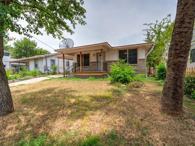 1187 Greenwood Ave