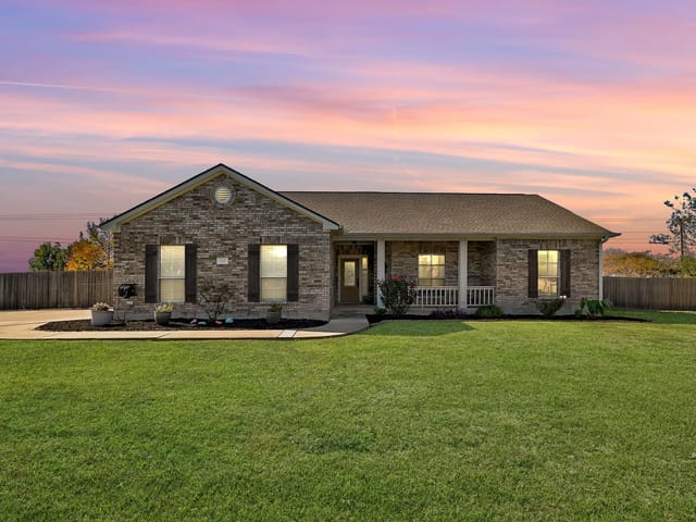 119 Brazos Dr