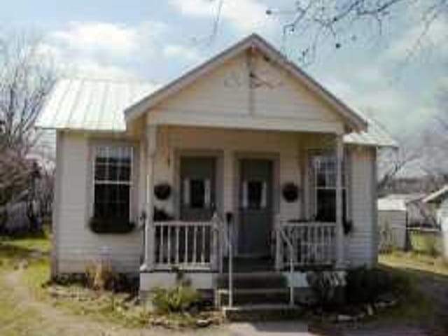 119 FREDERICK St