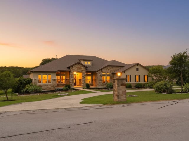 119 Hidden Canyon CV