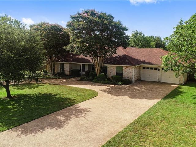 11901 Edwards Hollow Run