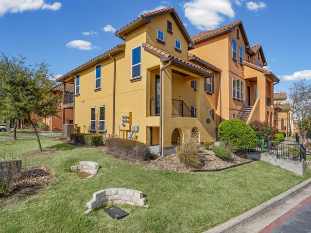 11901 Terraza CIR Unit #44