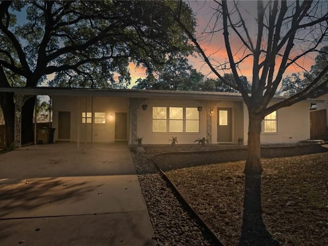 11903 North Oaks Dr