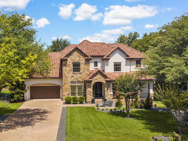 11904 Bristlewood CV - front exterior - Luxury home in Steiner Ranch Ph 01 Sec 10C, Austin, TX