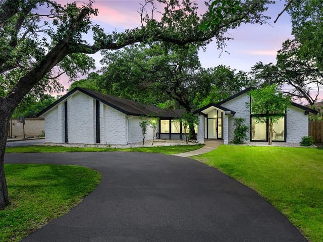 11904 Brookwood Cv