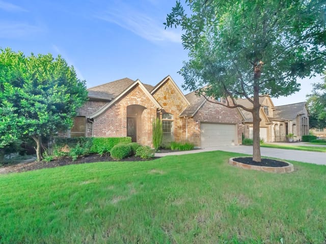 11904 Montclair Bnd