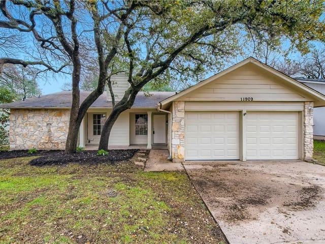 11909 Hardwood Trl
