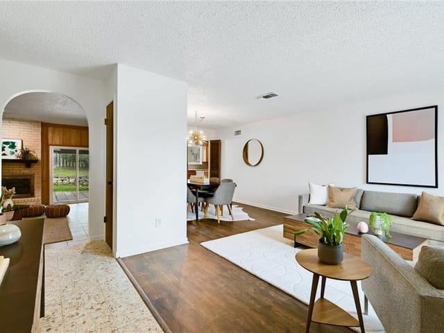 11914 Rennalee Loop