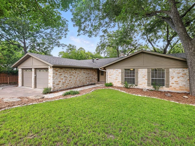 11915 River Oaks Trl