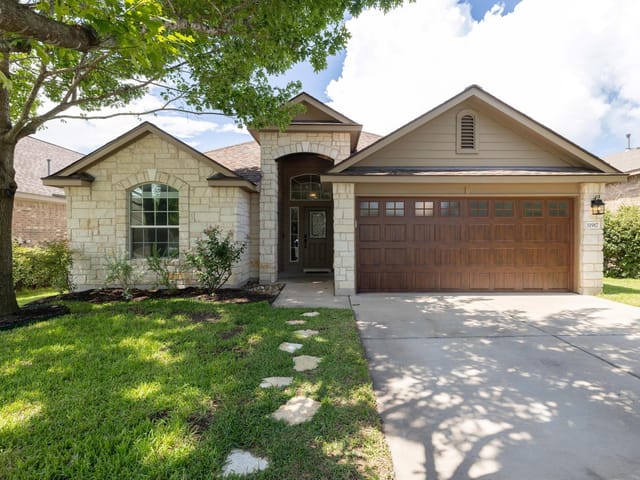 11917 Timber Heights Dr