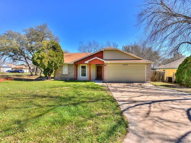 11925 Snow Finch Rd