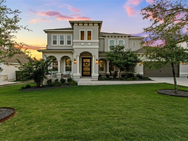 11928 Mesa Verde Dr
