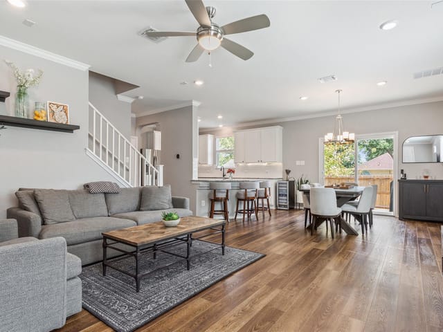 120  Benmyrtle Trl