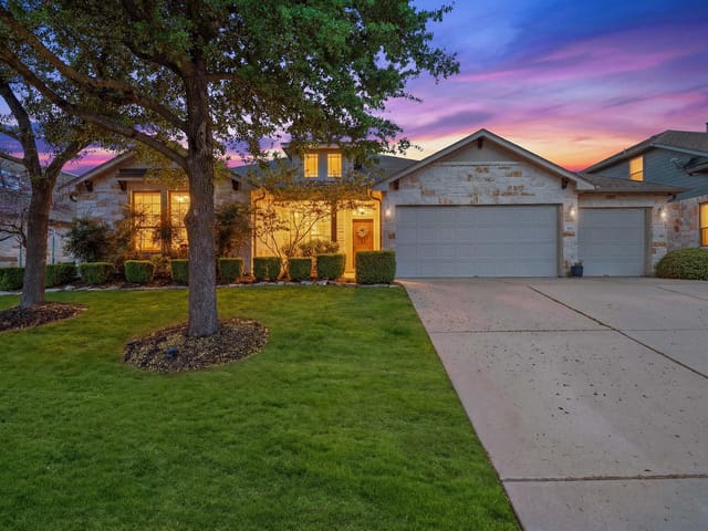 120 Florenz Ln