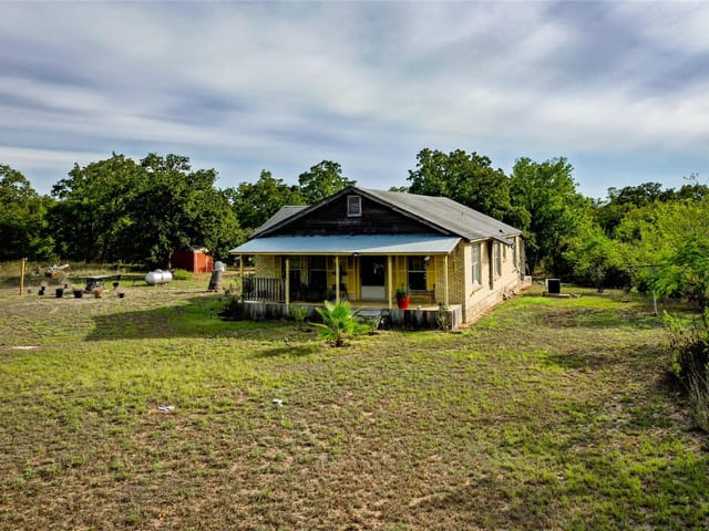 120 James Hoskins Ln