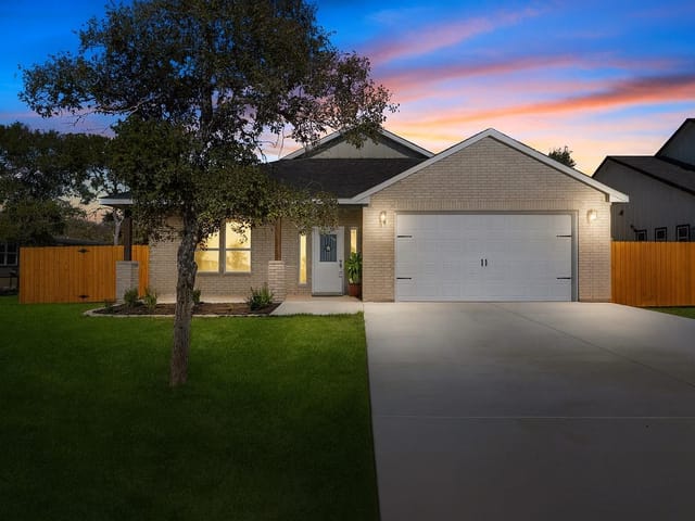 120  Plumeria Dr