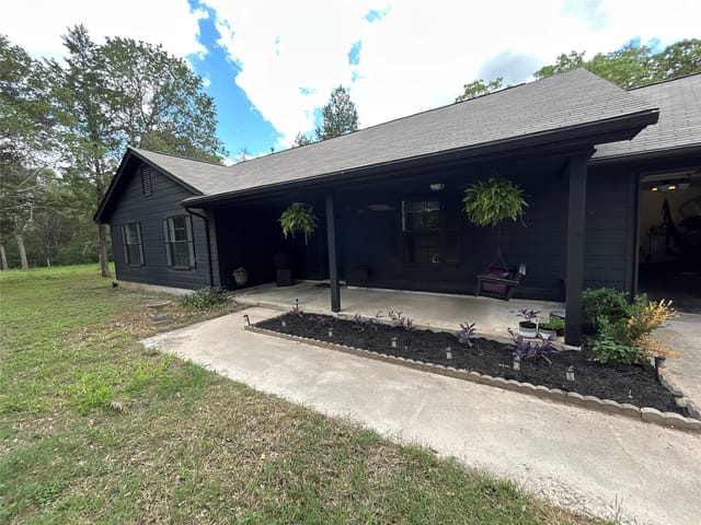 120 Rocky LN