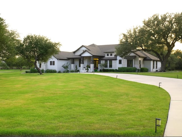 120 Woodland Hills DR